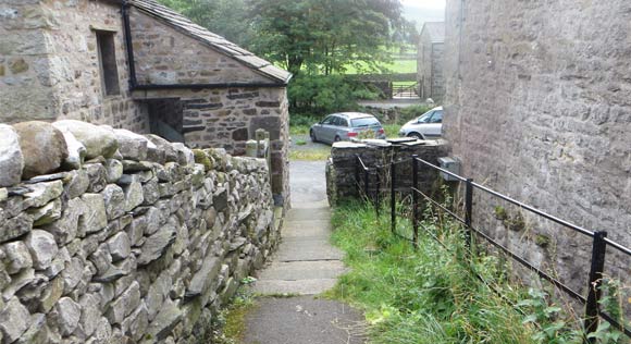 Steps-to-Pen-y-ghent