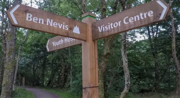 Youth hostel Ben nevis visitor centre signpost