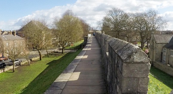 Micklegate to Baile Hill path