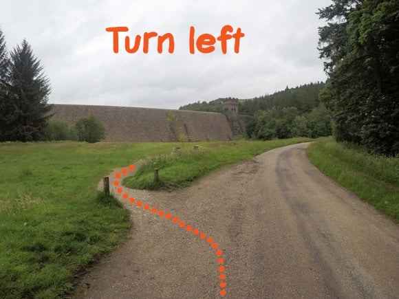 left turn towards Derwent Dam