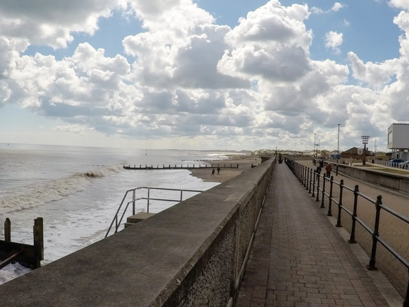 Hull to Hornsea walk or cycle 19